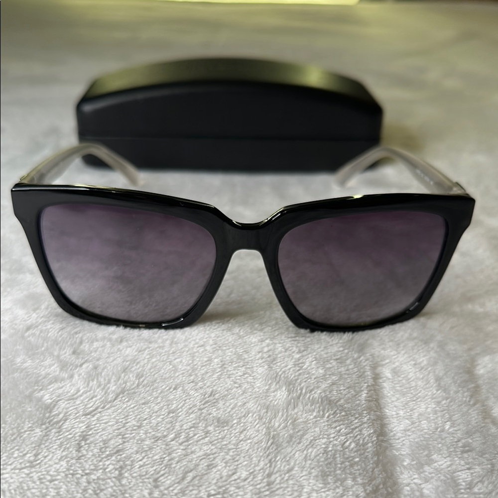Calvin Klein R710S001 - Picture 3 of 11